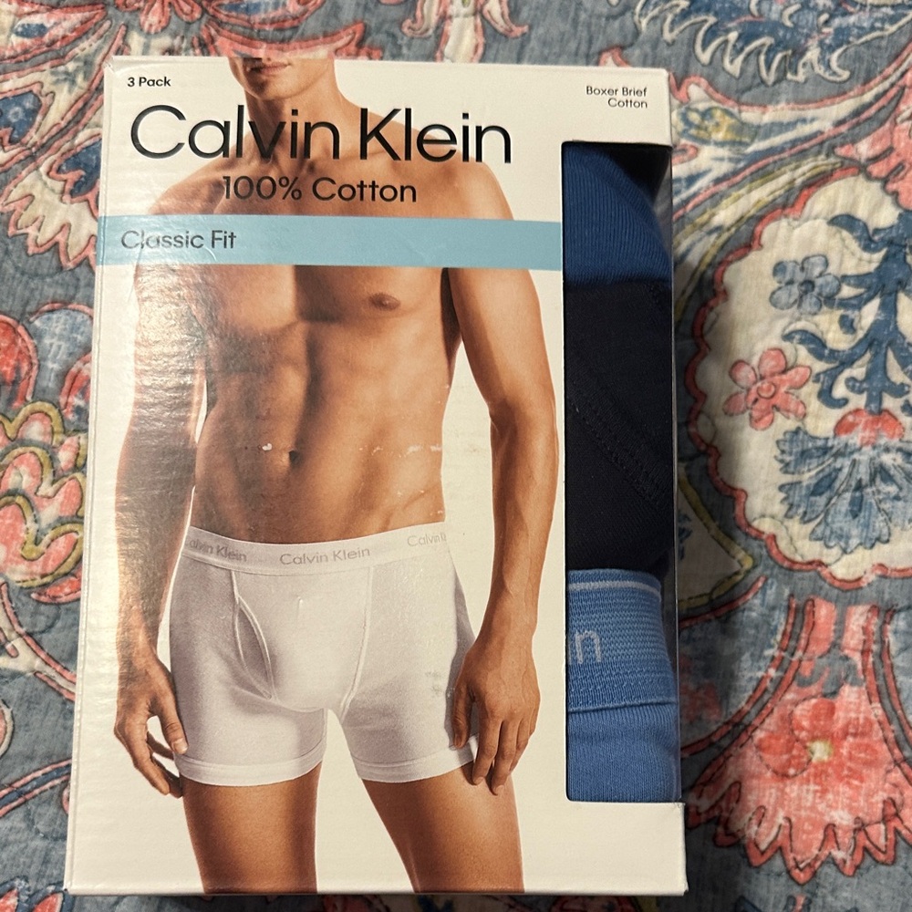 Calvin Klein Men's Boxer Briefs - White and Blue